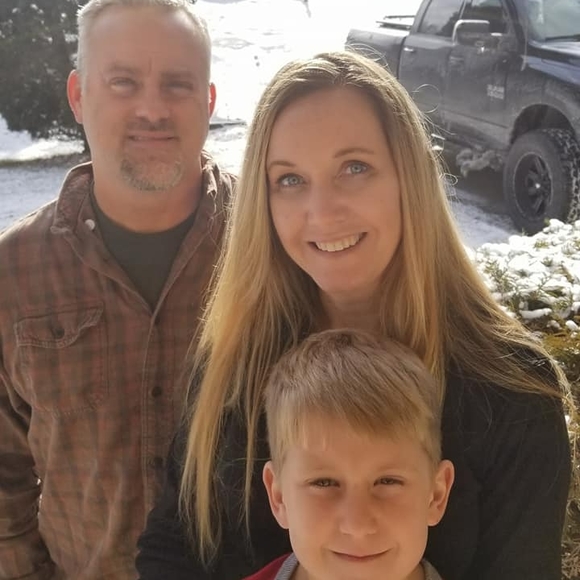 Meet your Posher, Karie - Picture 1 of 1